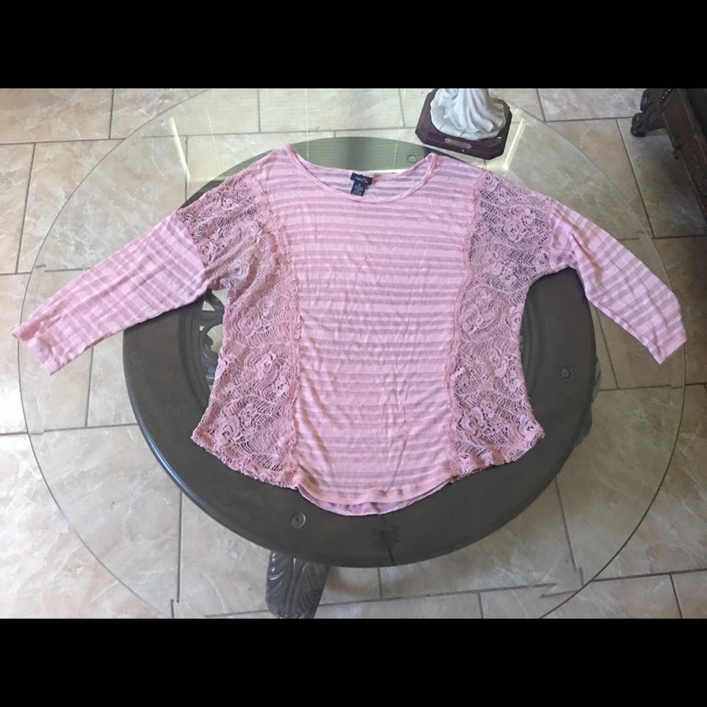 Women's Top